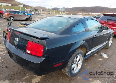 2007 Ford Mustang V6 Deluxe/V6 Premium from USA, damaged, VIN 1ZVFT80N375252637
